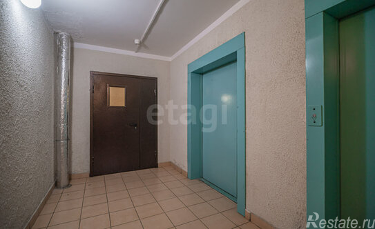 Продажа 2-комн квартиры на вторичном рынке ул Оптиков,  д. 38,  к. 1