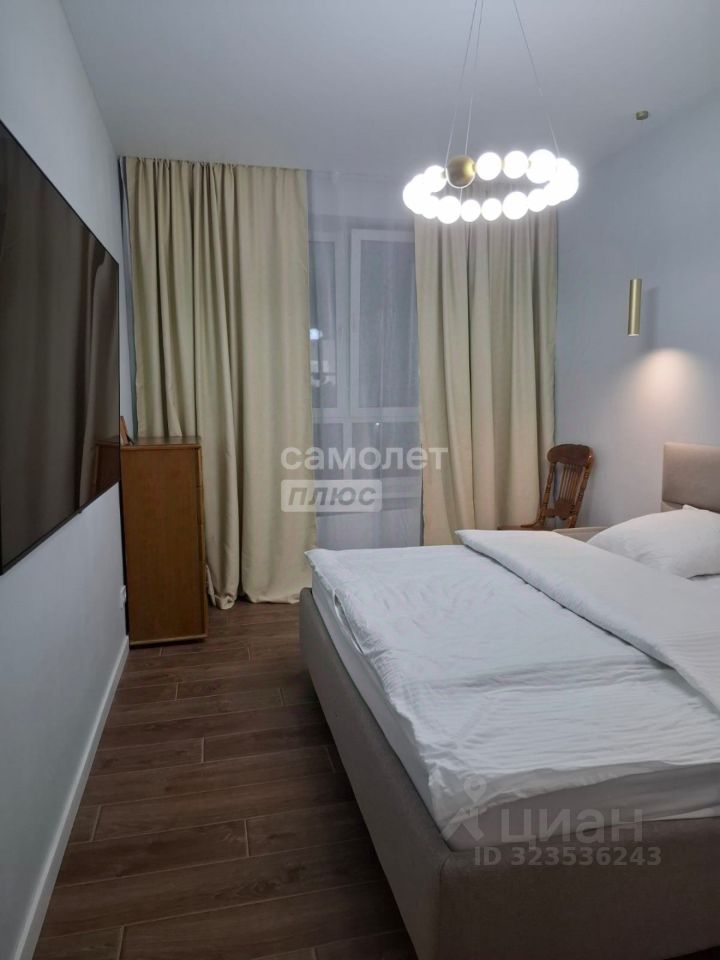 Аренда 1-комн квартиры на вторичном рынке Живописный ЖК,  д. 4к2