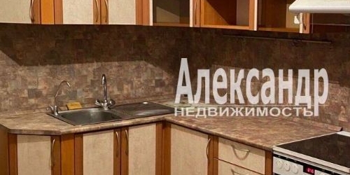 2-комн квартира пос. Шушары, Пушкинская улица, 40