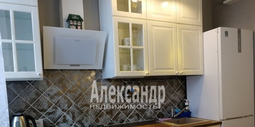 2-комн квартира Республиканская ул. ,  д. 18,  к. 2