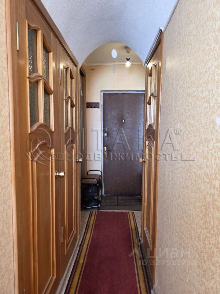 Аренда 1-комн квартиры на вторичном рынке Красное Село, Бронетанковая улица, 13к1