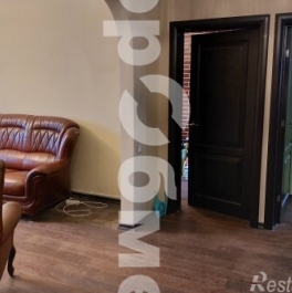 Продажа 3-комн квартиры на вторичном рынке улица Берзарина