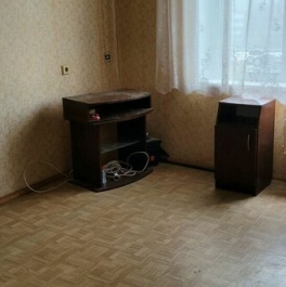 Продажа 2-комн квартиры на вторичном рынке Въезд, Рощинская улица,  д. 3Б