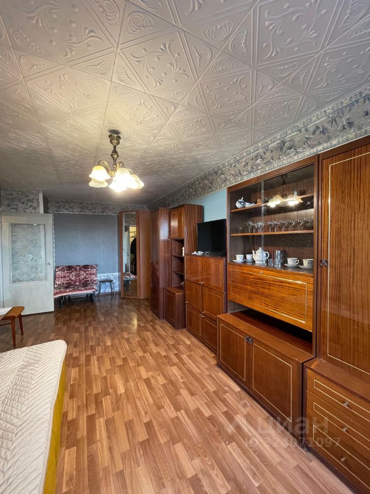 Продажа 2-комн квартиры на вторичном рынке улица Кораблестроителей, 23К1