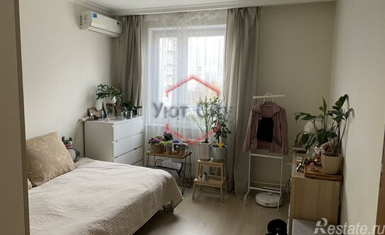 Продажа 2-комн квартиры на вторичном рынке Шенкурский проезд,  д. 4