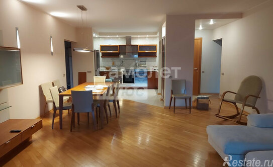 Продажа 4-комн квартиры на вторичном рынке ул Зоологическая,  д. 22