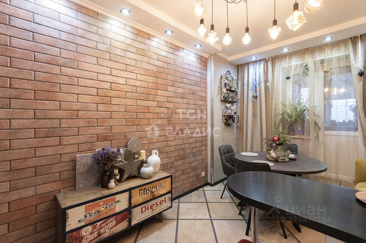 Продажа 2-комн квартиры на вторичном рынке Новая Деревня мкр, Пушкино, Набережная улица, 35к2