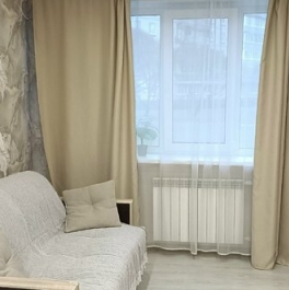 Продажа 1-комн квартиры на вторичном рынке Киришский район, улица Строителей,  д. 42