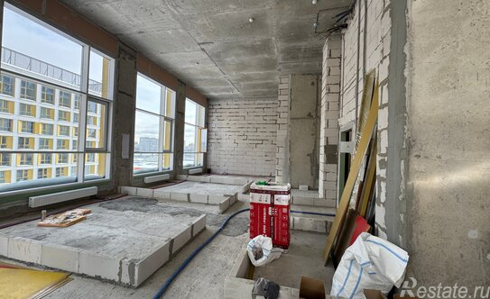 Продажа 4-комн квартиры на вторичном рынке улица Мустая Карима,  д. 12