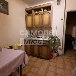 Продажа 3-комн квартиры на вторичном рынке улица Серпуховский Вал,  д. 6