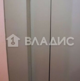 Продажа 1-комн квартиры на вторичном рынке Рощинская 2-я ул,  д. 11