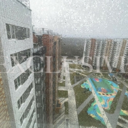 Продажа 3-комн квартиры на вторичном рынке Кварцевая ул,  д. 4 к1