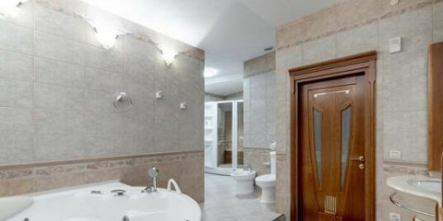 4-комн квартира ул Климашкина,  д. 16