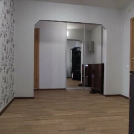 Аренда 2-комн квартиры на вторичном рынке ул Бадаева,  д. 8,  к. 2