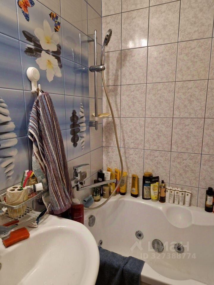 Продажа 2-комн квартиры на вторичном рынке проспект Кима, 4Б