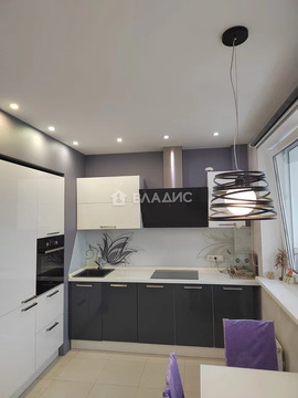 Продажа 2-комн квартиры на вторичном рынке Апрелевка, улица Дубки,  д. 19