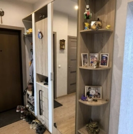 Продажа 2-комн квартиры на вторичном рынке пр-кт Защитников Москвы,  д. 1