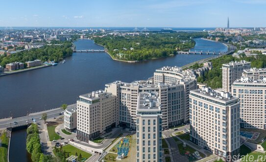 Продажа 3-комн квартиры на вторичном рынке Ушаковская наб,  д. 1,  к. 3