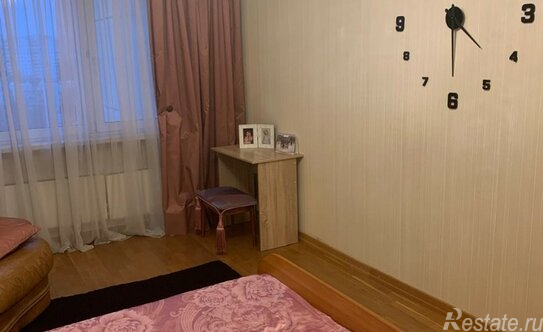 Продажа 4-комн квартиры на вторичном рынке ул Ивана Сусанина,  д. 10