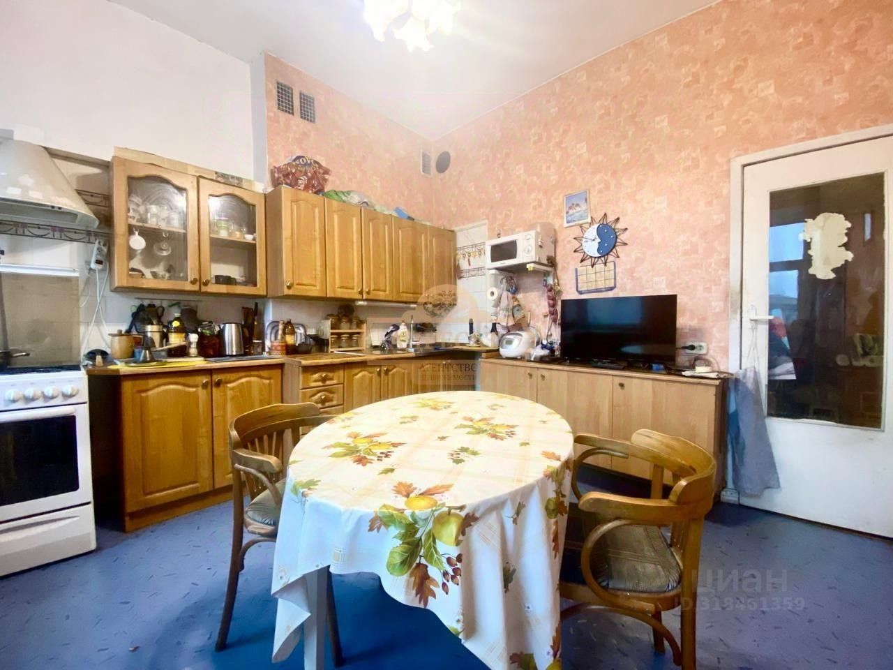 Продажа 2-комн квартиры на вторичном рынке Каменноостровский проспект, 53/22