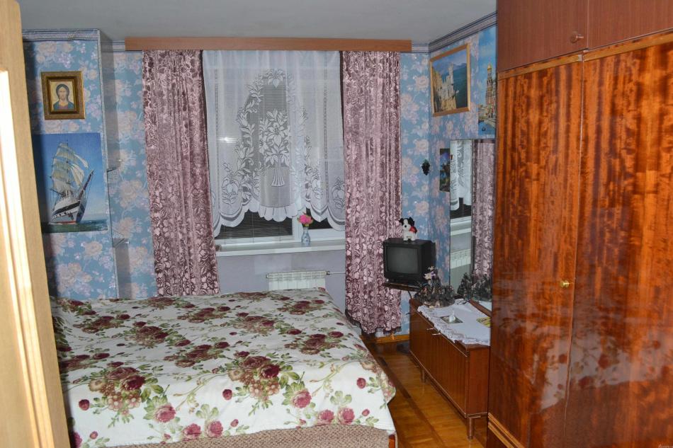 Продажа 3-комн квартиры на вторичном рынке Рихарда Зорге ул ,  д. 7,  к. 1