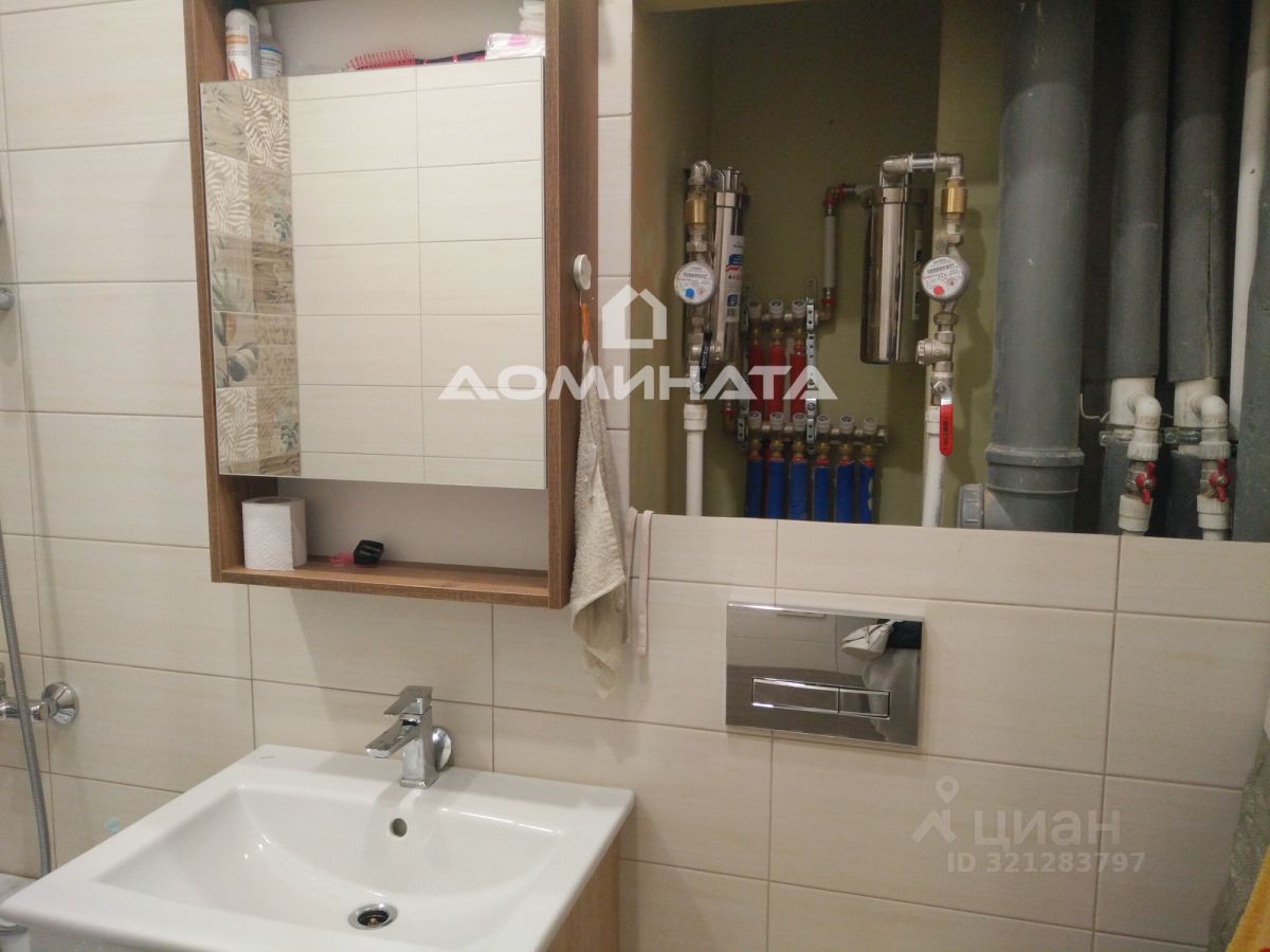 Продажа 1-комн квартиры на вторичном рынке Ириновский проспект, 43