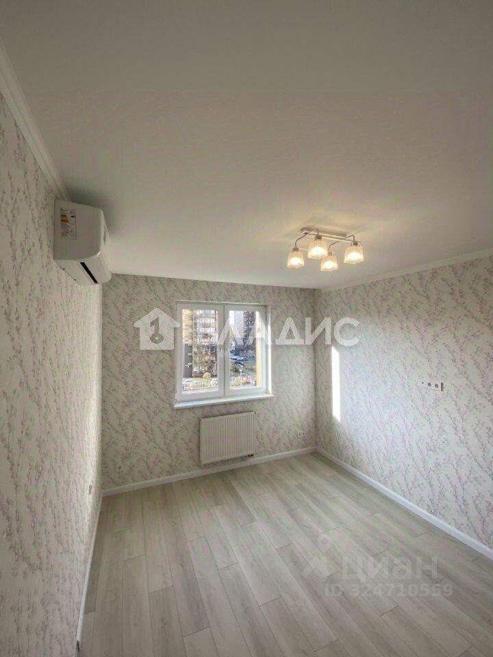 Продажа 2-комн квартиры на вторичном рынке Одинцово, улица Сколковская, 5Б