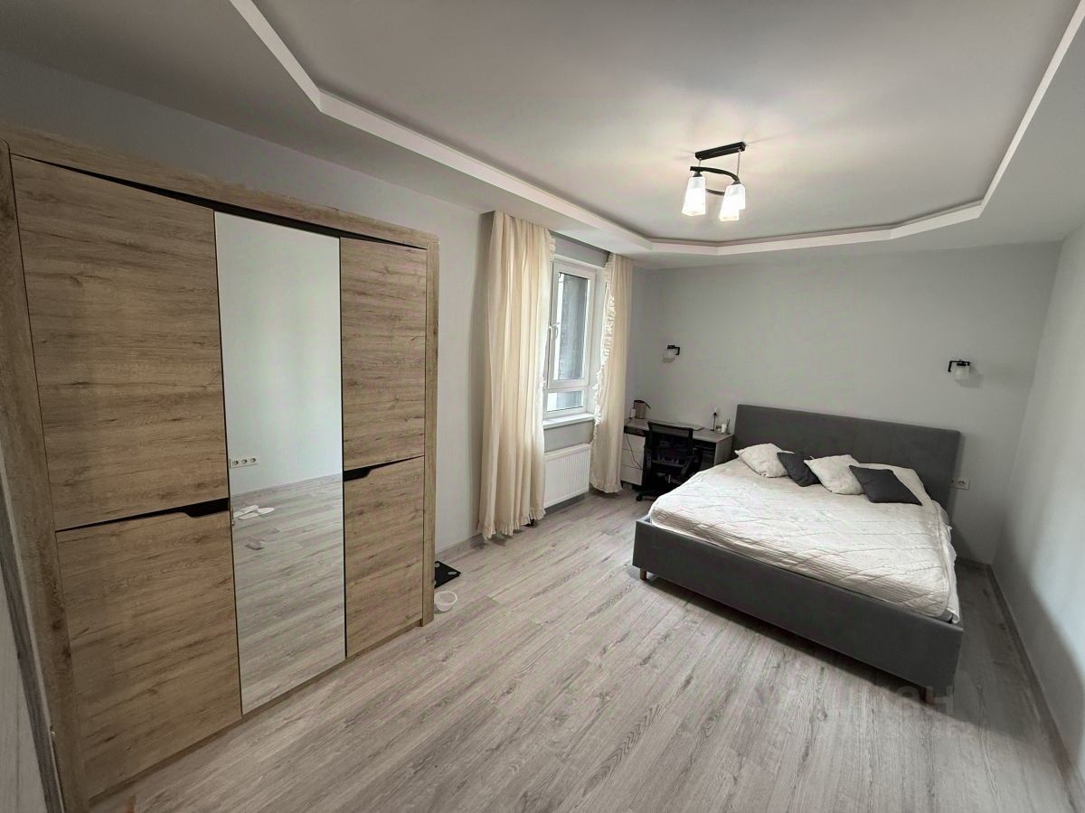 Продажа 1-комн квартиры на вторичном рынке проспект Куприна, 32к1