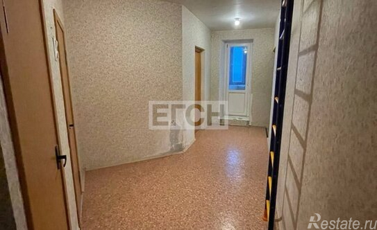 Продажа 3-комн квартиры на вторичном рынке Маршала Савицкого ул