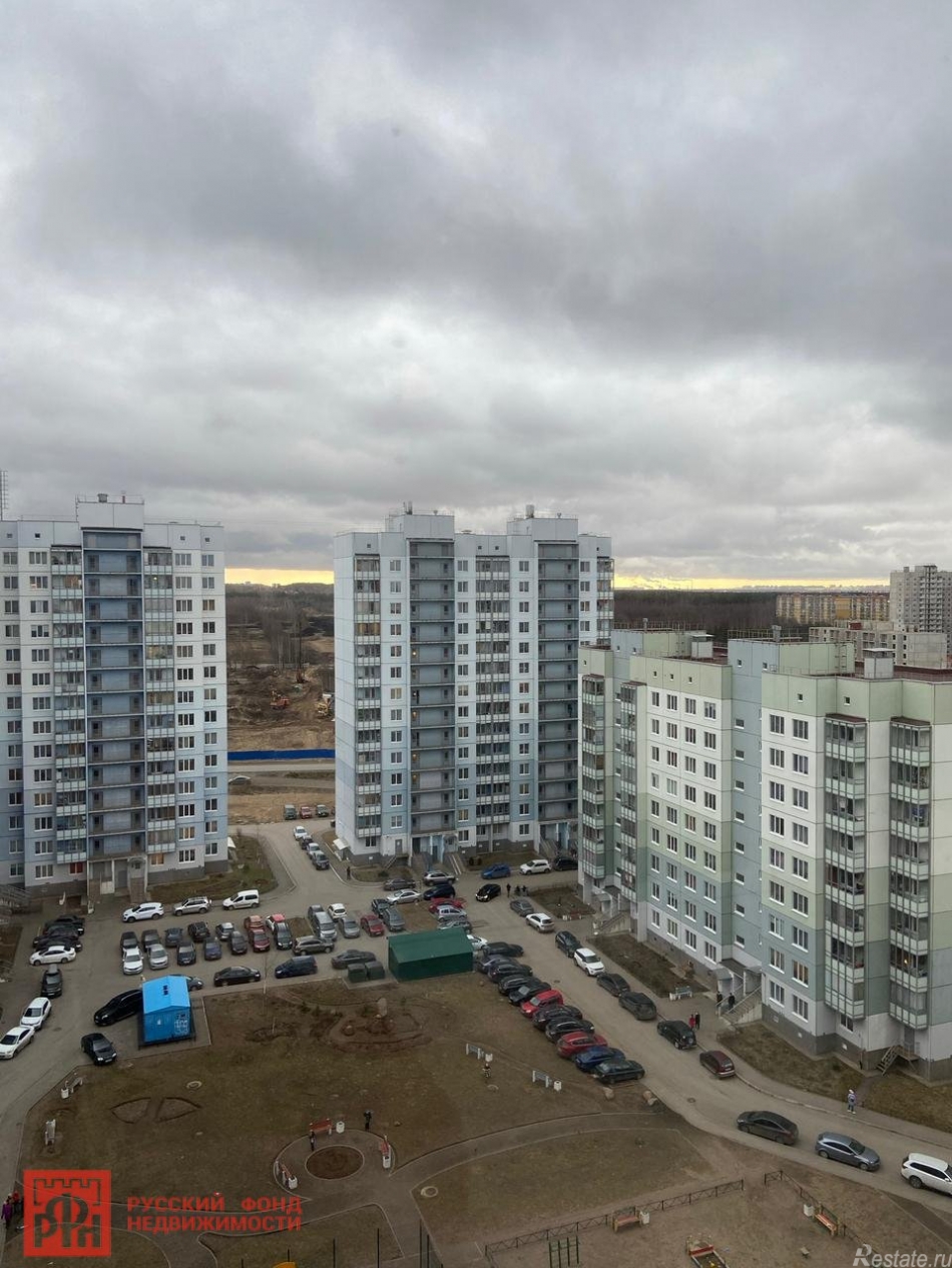 Продажа 1-комн квартиры на вторичном рынке Всеволожск г., Знаменская ул. ,  д. 1/8