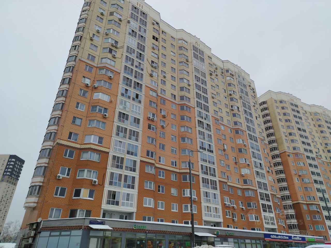 Продажа 2-комн квартиры на вторичном рынке Рождественская улица, 31