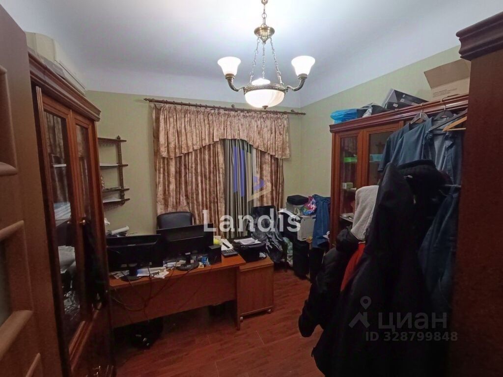 Продажа 4-комн квартиры на вторичном рынке Орлово-Давыдовский переулок, 2/5к3