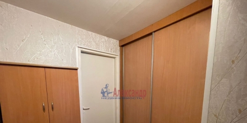 4-комн квартира Троицкий пр.,  д. 12