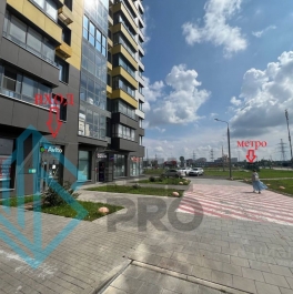 Продажа торгового помещения улица Наташи Качуевской,  д. 3