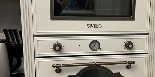 2-комн квартира улица Жукова, 3