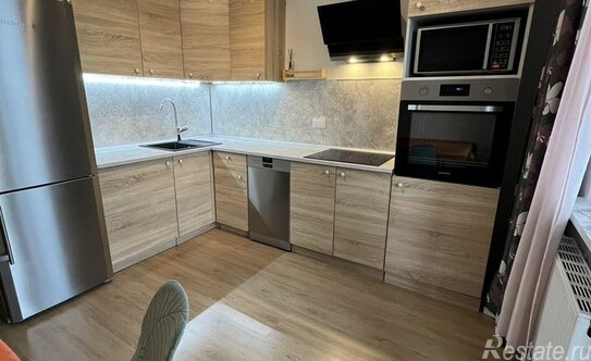 Продажа 2-комн квартиры на вторичном рынке Парашютная ул,  д. 65,  к. 1