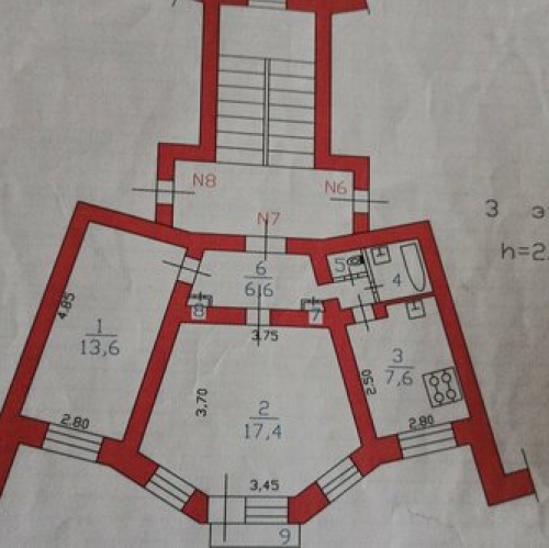 2-комн квартира Бокситогорский район, улица Металлургов,  д. 8