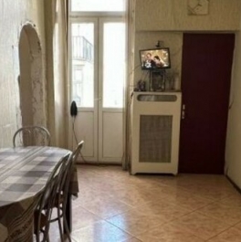 Продажа 4-комн квартиры на вторичном рынке Никитский бульвар,  д. 12