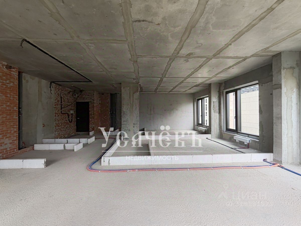 Продажа 3-комн квартиры на вторичном рынке улица Усачева, 15А