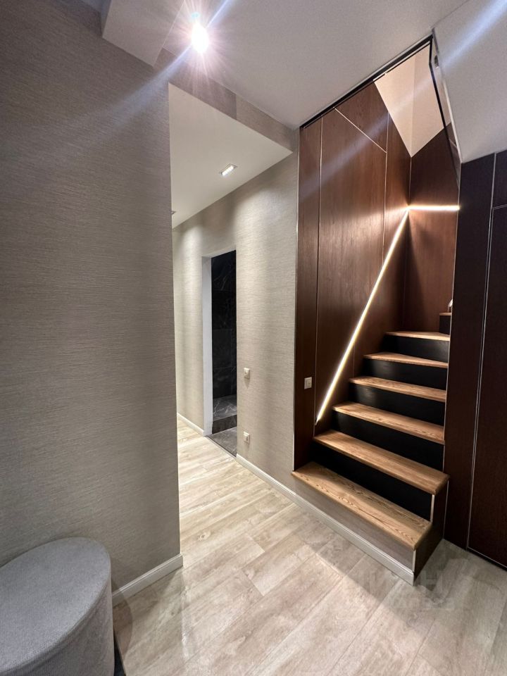 Продажа 5-комн квартиры на вторичном рынке Сабурово пгт, улица Парковая, 14