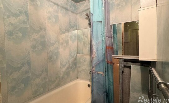 Продажа 2-комн квартиры на вторичном рынке Большевиков пр-кт,  д. 71,  к. 2