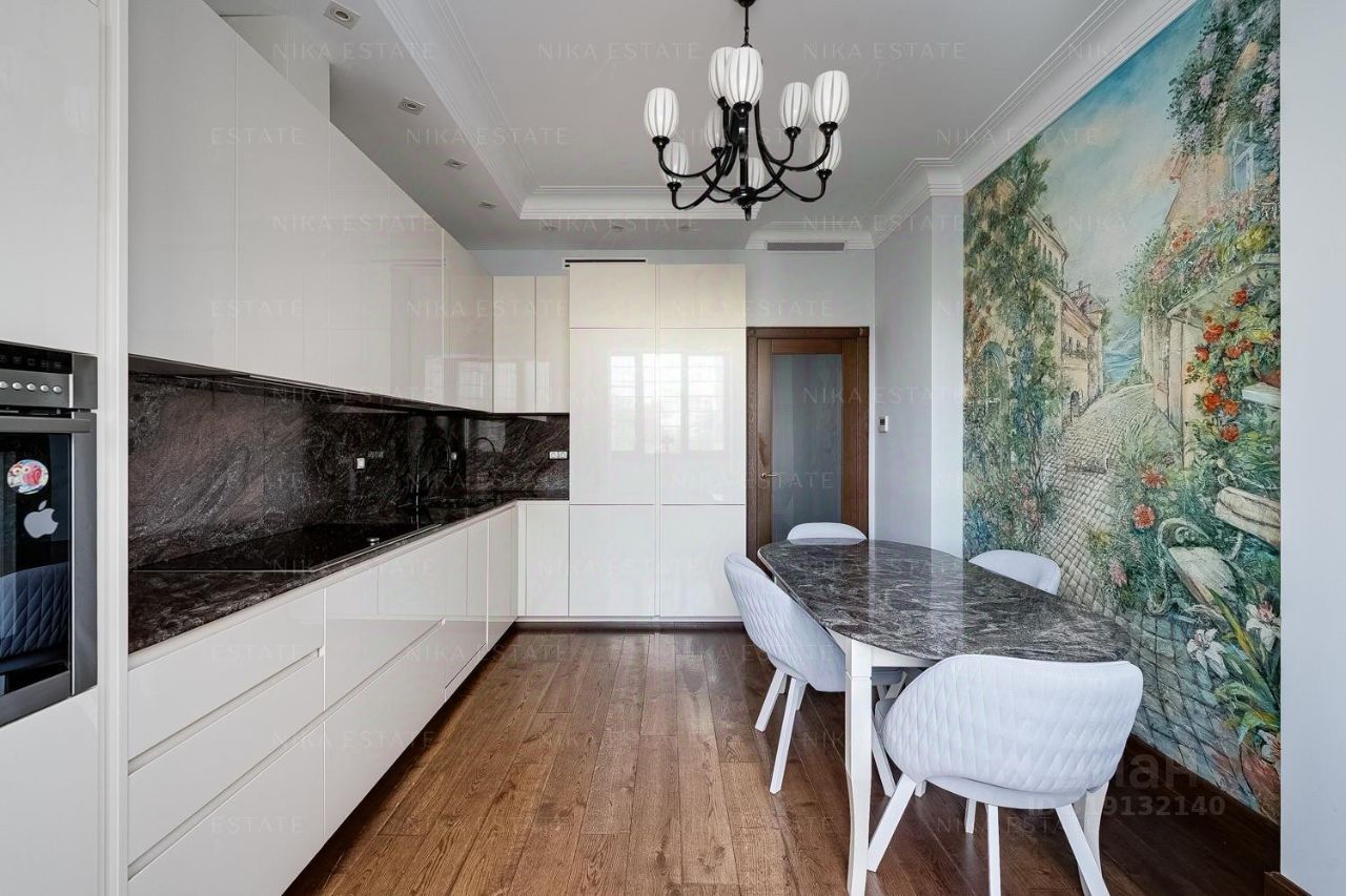 Продажа 4-комн квартиры на вторичном рынке Ярцевская улица, 32