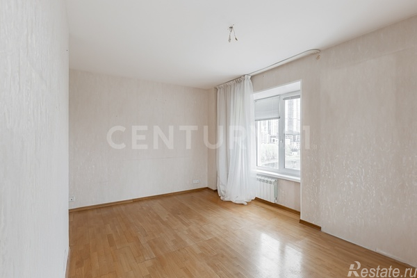Продажа 3-комн квартиры на вторичном рынке Довженко ул,  д. 12к2