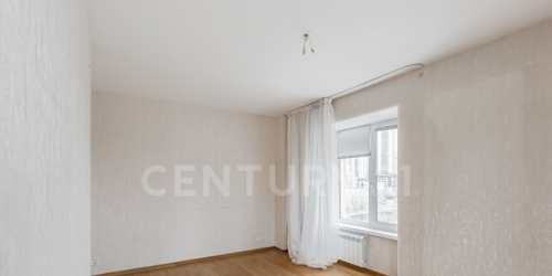 3-комн квартира Довженко ул,  д. 12к2