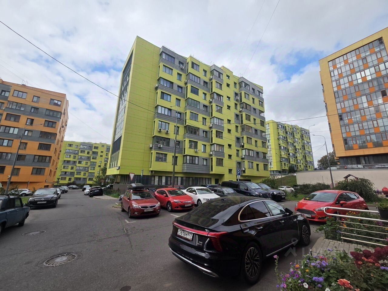 Продажа 2-комн квартиры на вторичном рынке Химки, Ленинский проспект, 35к2