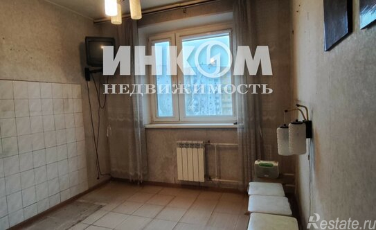 Продажа 2-комн квартиры на вторичном рынке Строгинский бульвар,  д. 26 к2