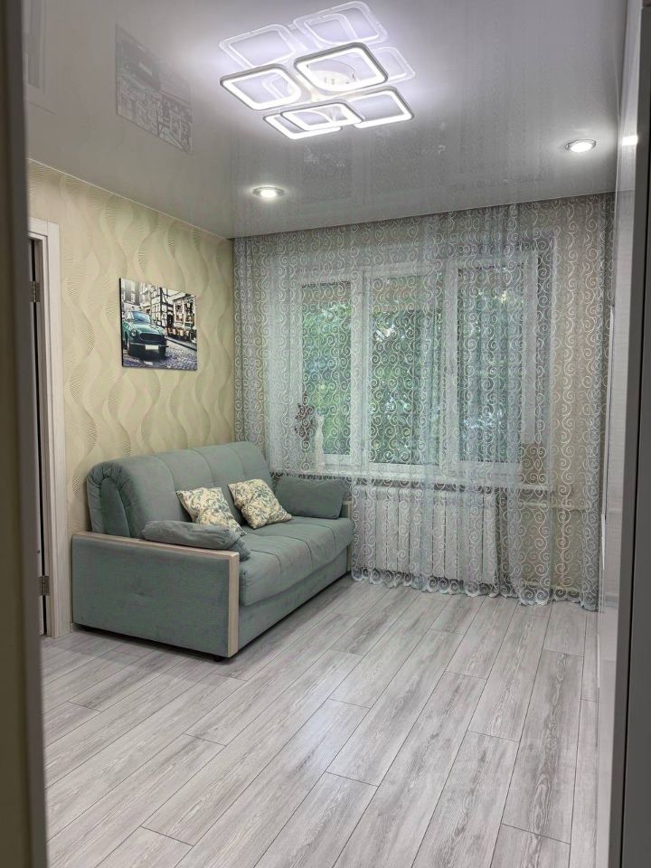 Продажа 2-комн квартиры на вторичном рынке Широкая улица, 4К1