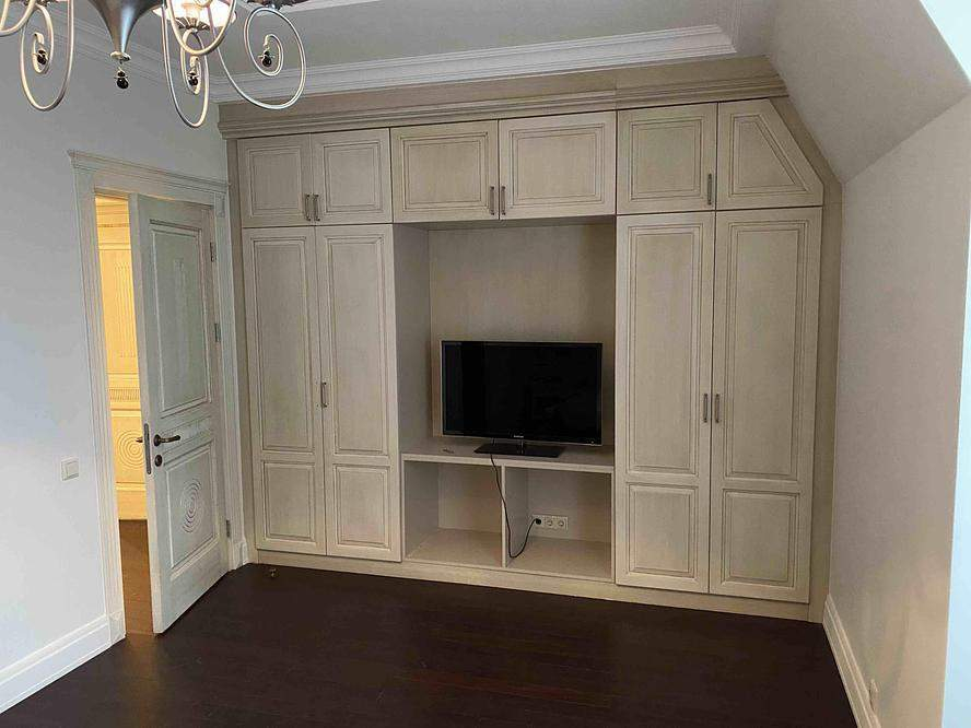 Продажа 3-комн квартиры на вторичном рынке деревня Захарово, Заречная улица,  д. 45