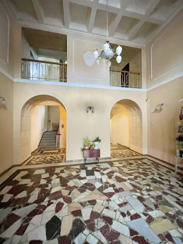 Продажа 4-комн квартиры на вторичном рынке Новоспасский переулок, 3К2