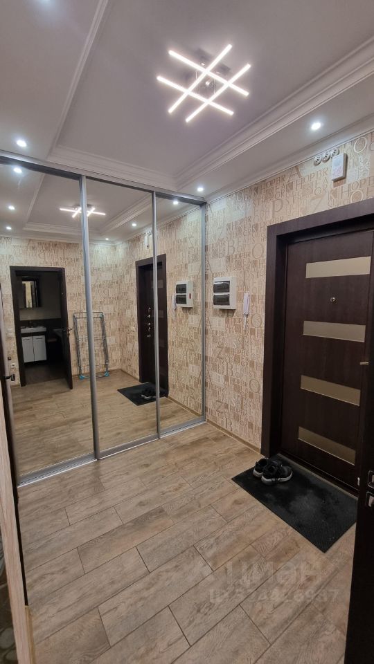 Продажа 1-комн квартиры на вторичном рынке проспект Маршала Блюхера, 9к1